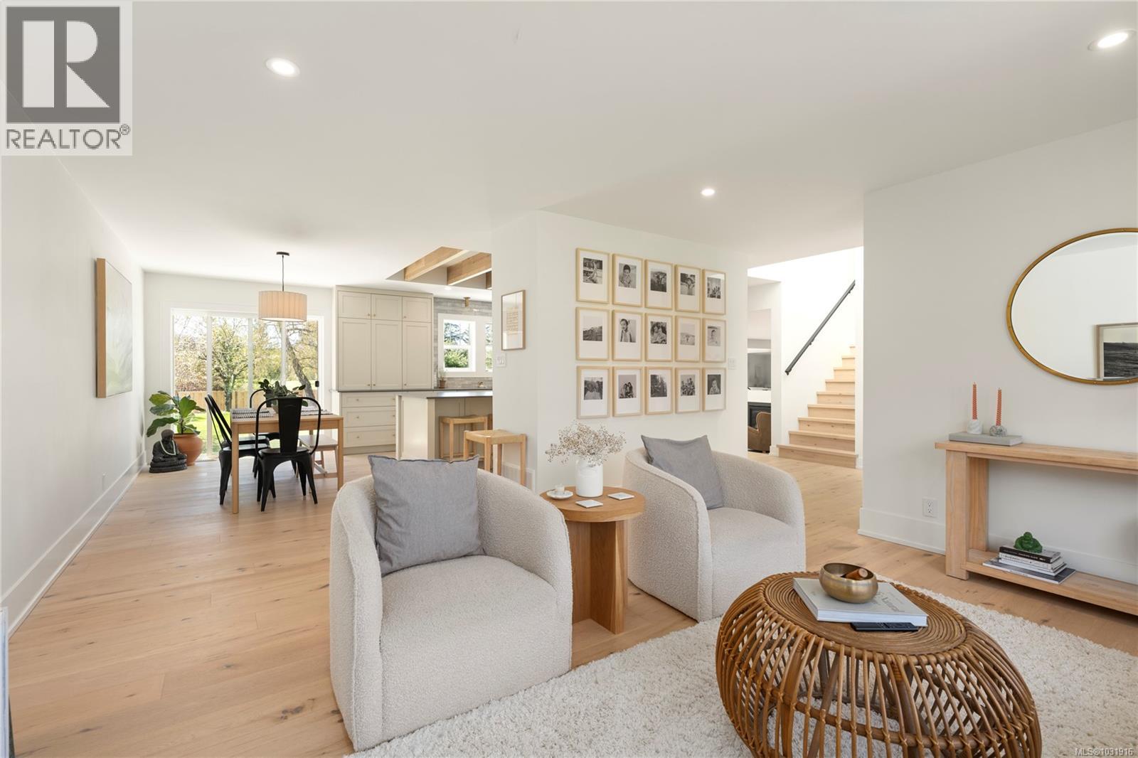 7549 ANDREA CRES - 6