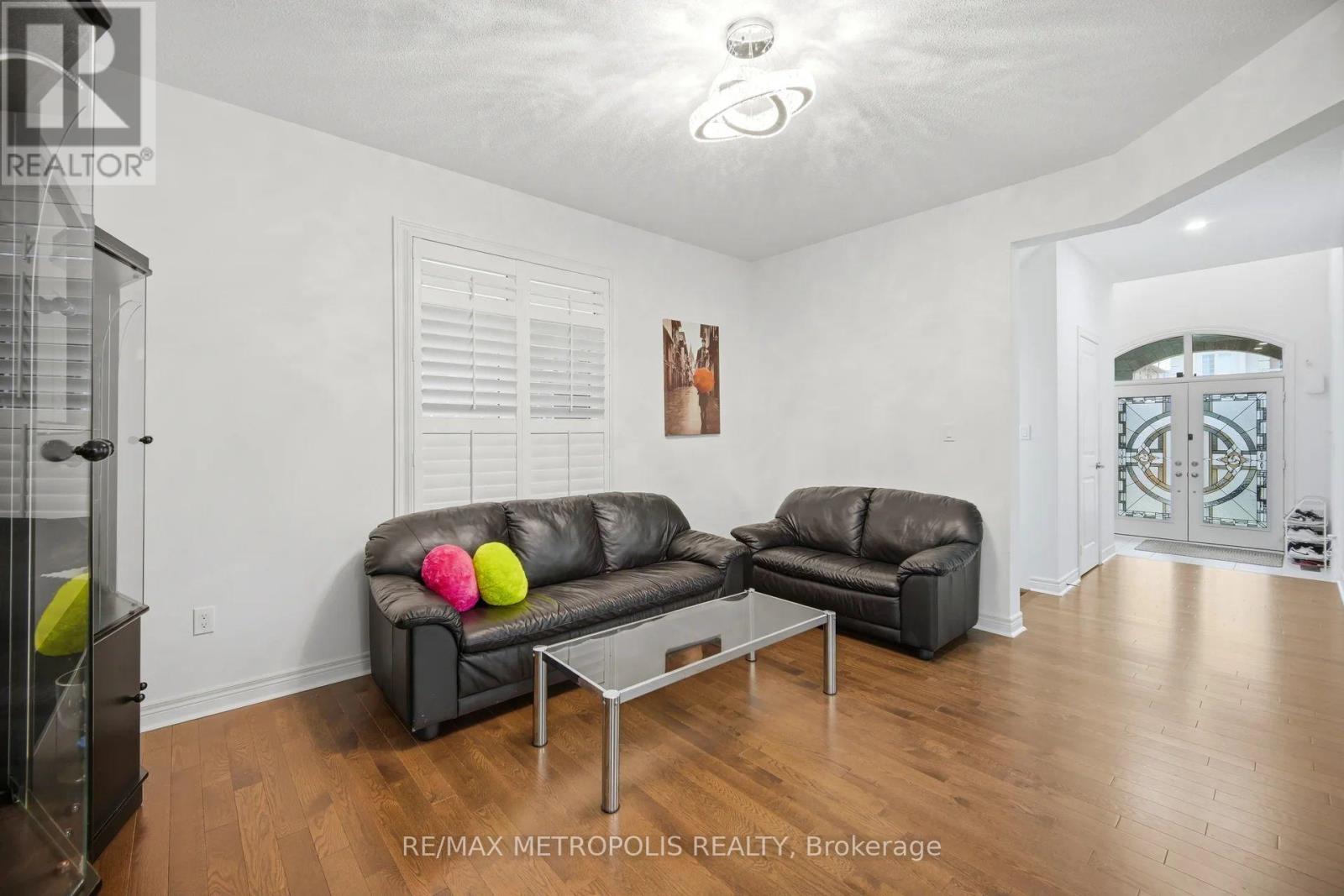223 INVERNESS WAY S - 8