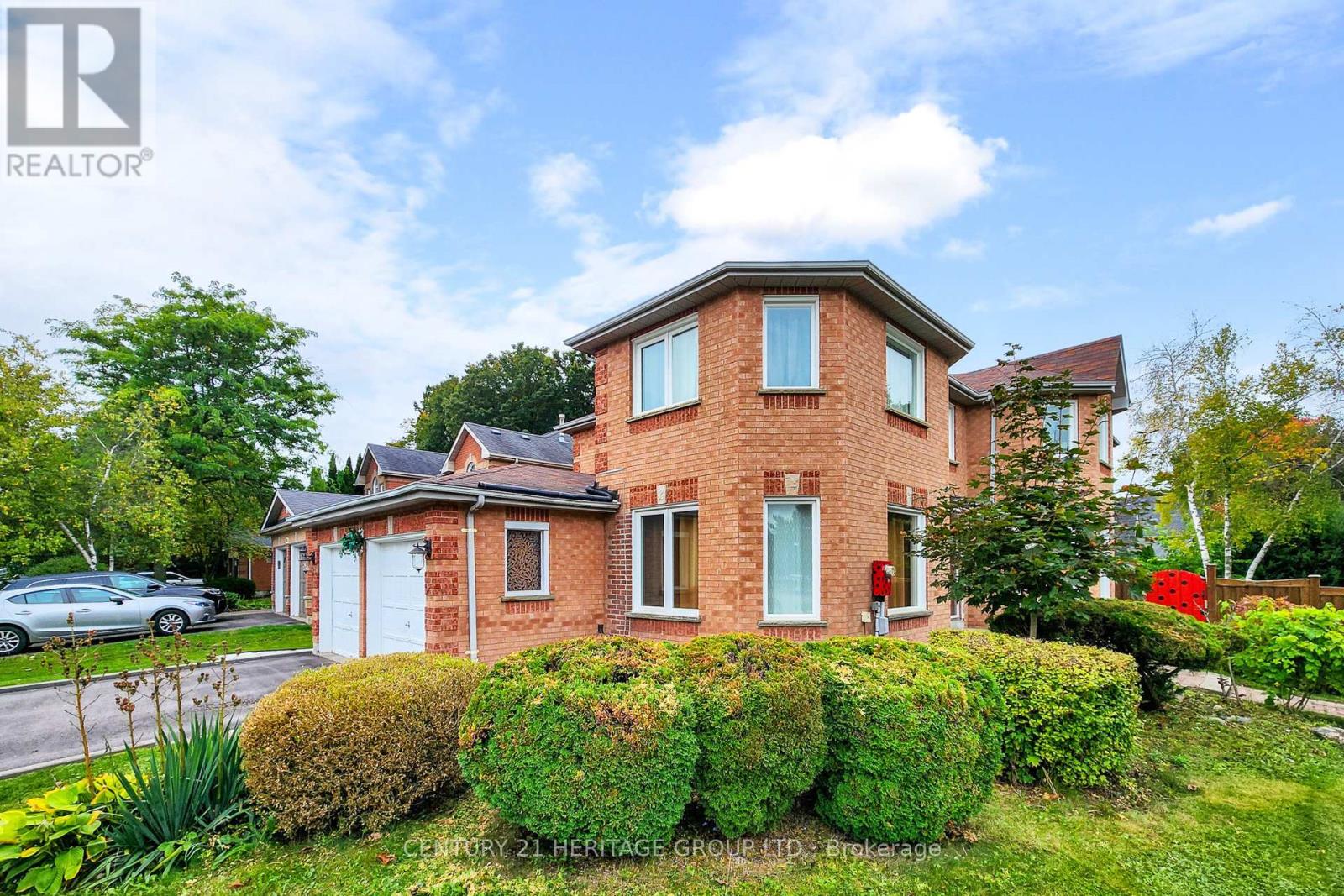 98 CHARING CRESCENT - 3