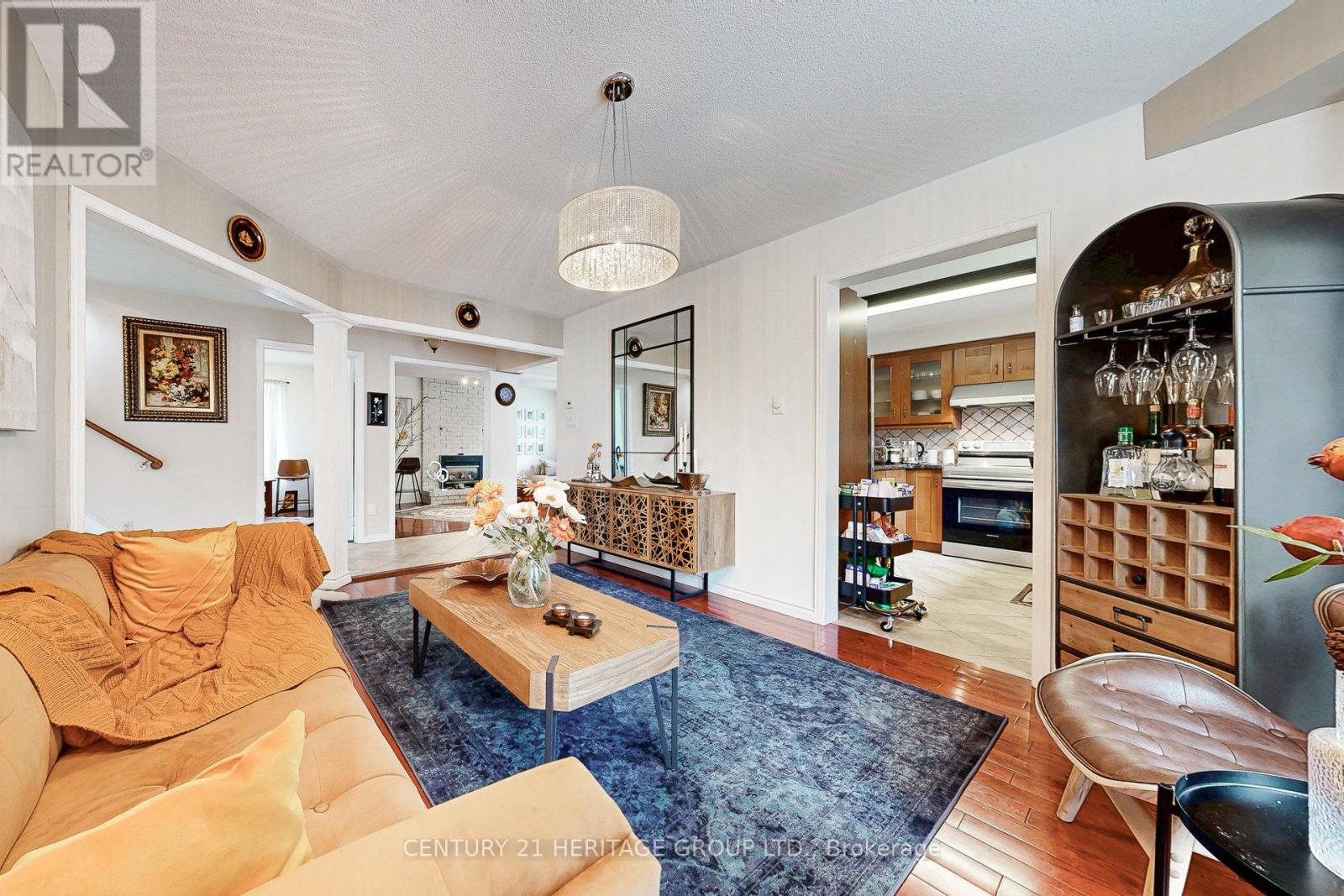 98 CHARING CRESCENT - 9