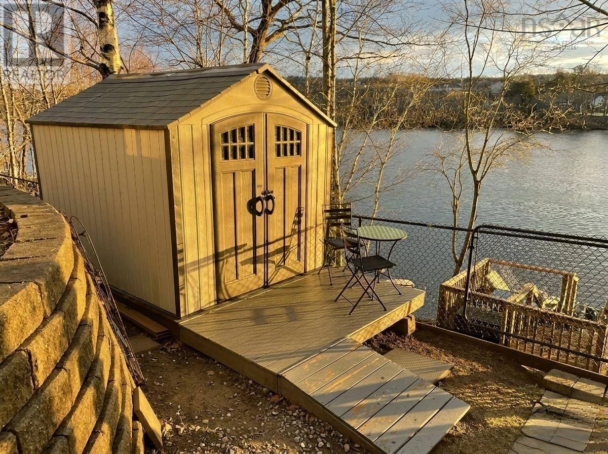 Property 14 of 14 of 42 Diana Grace Avenue