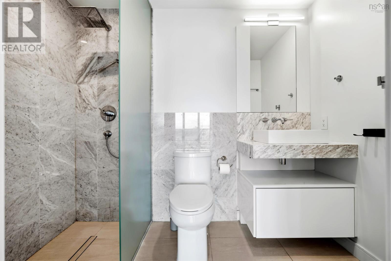 Property 25 of 49 of 1705 1650 Granville Street