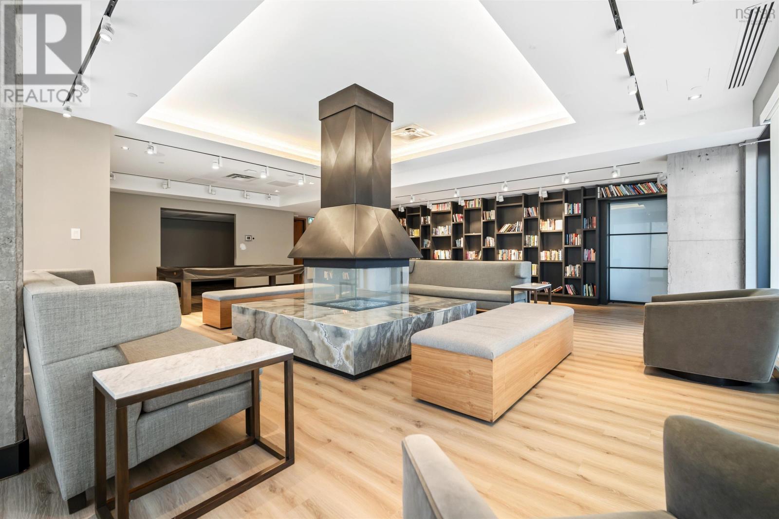 Property 19 of 49 of 1705 1650 Granville Street