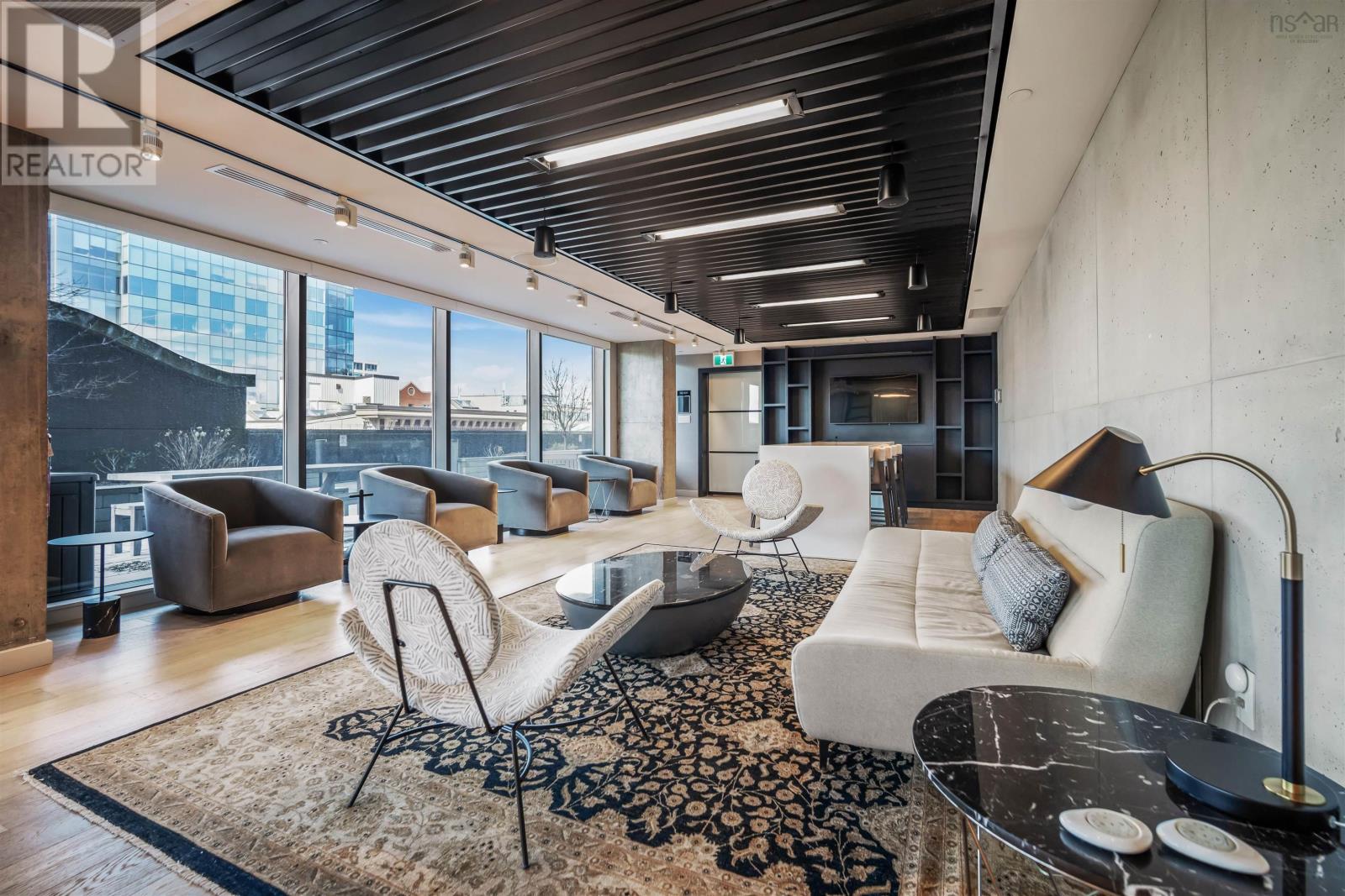 Property 13 of 49 of 1705 1650 Granville Street