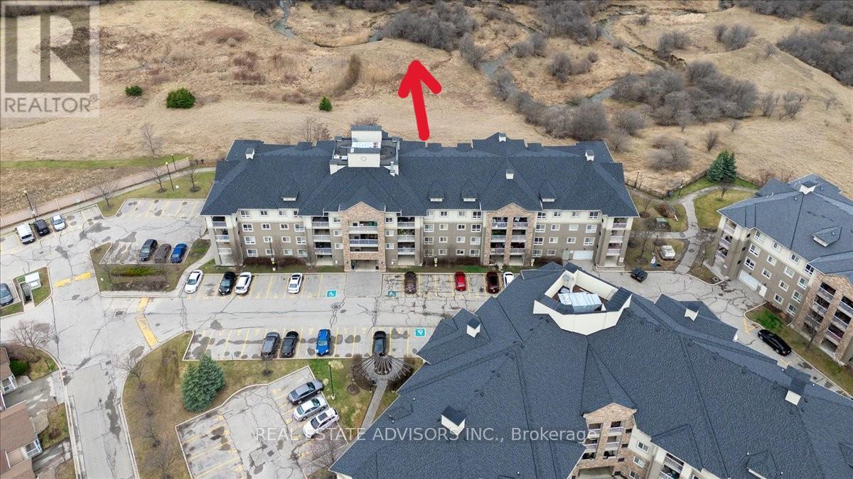 2208 - 6 DAYSPRING CIRCLE