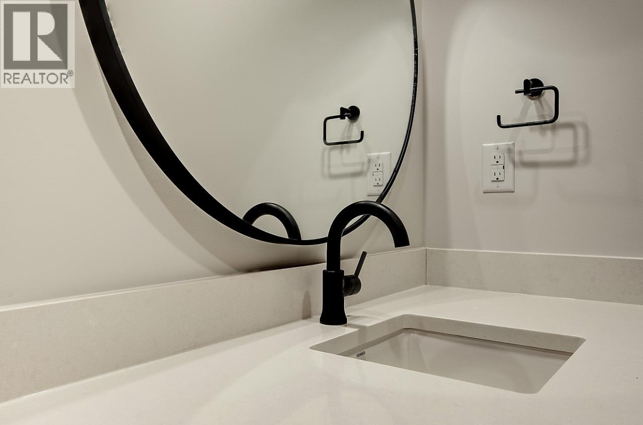 #205 75 PREDATOR RIDGE DRIVE - 35