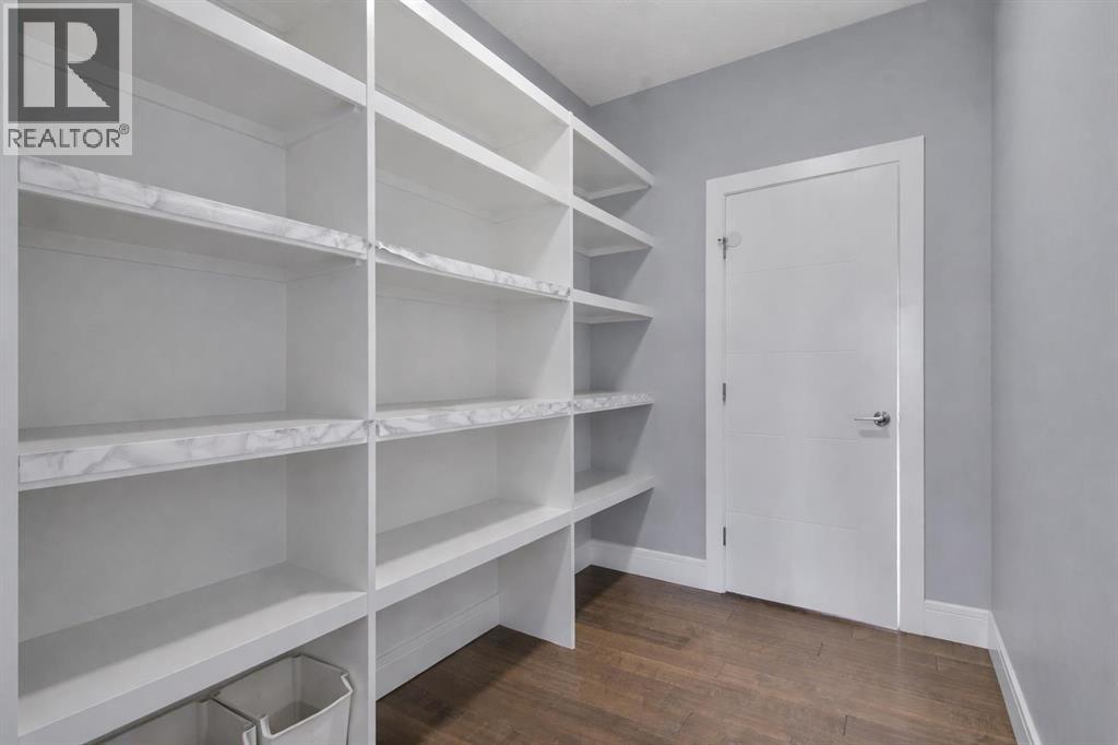 302 KINNIBURGH RD - 23