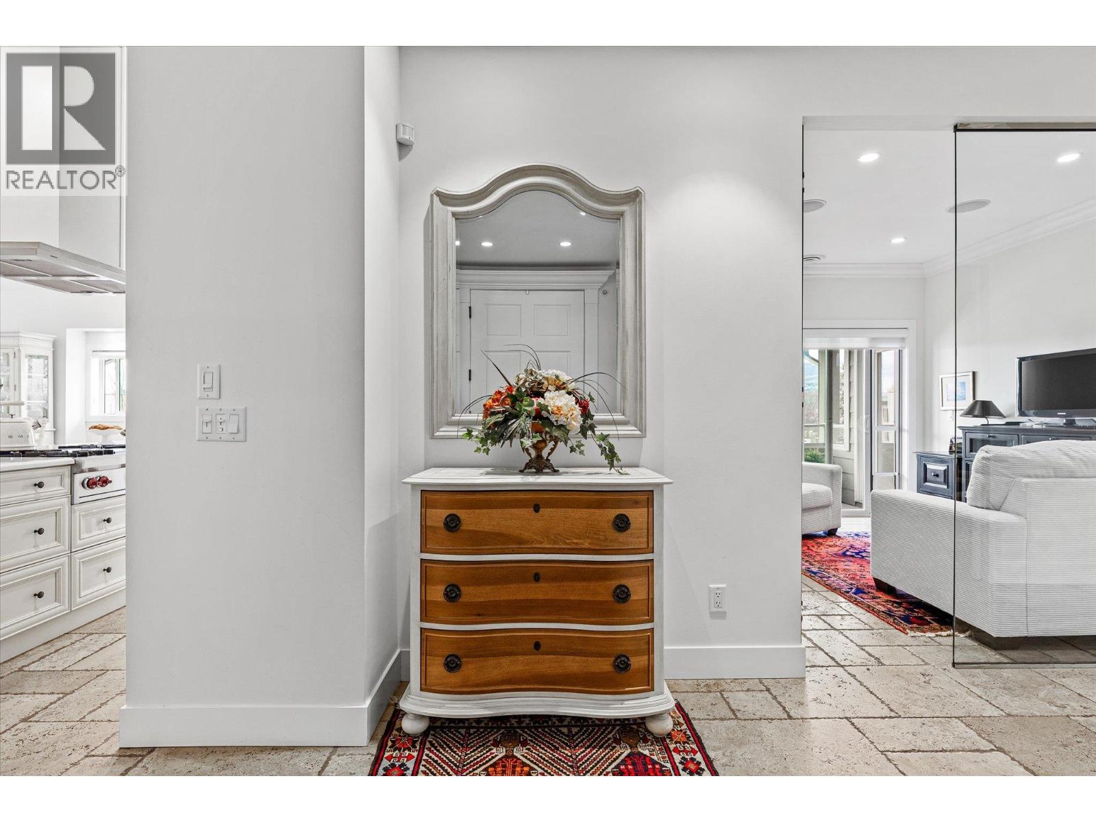 #401 538 McKay Avenue - 12
