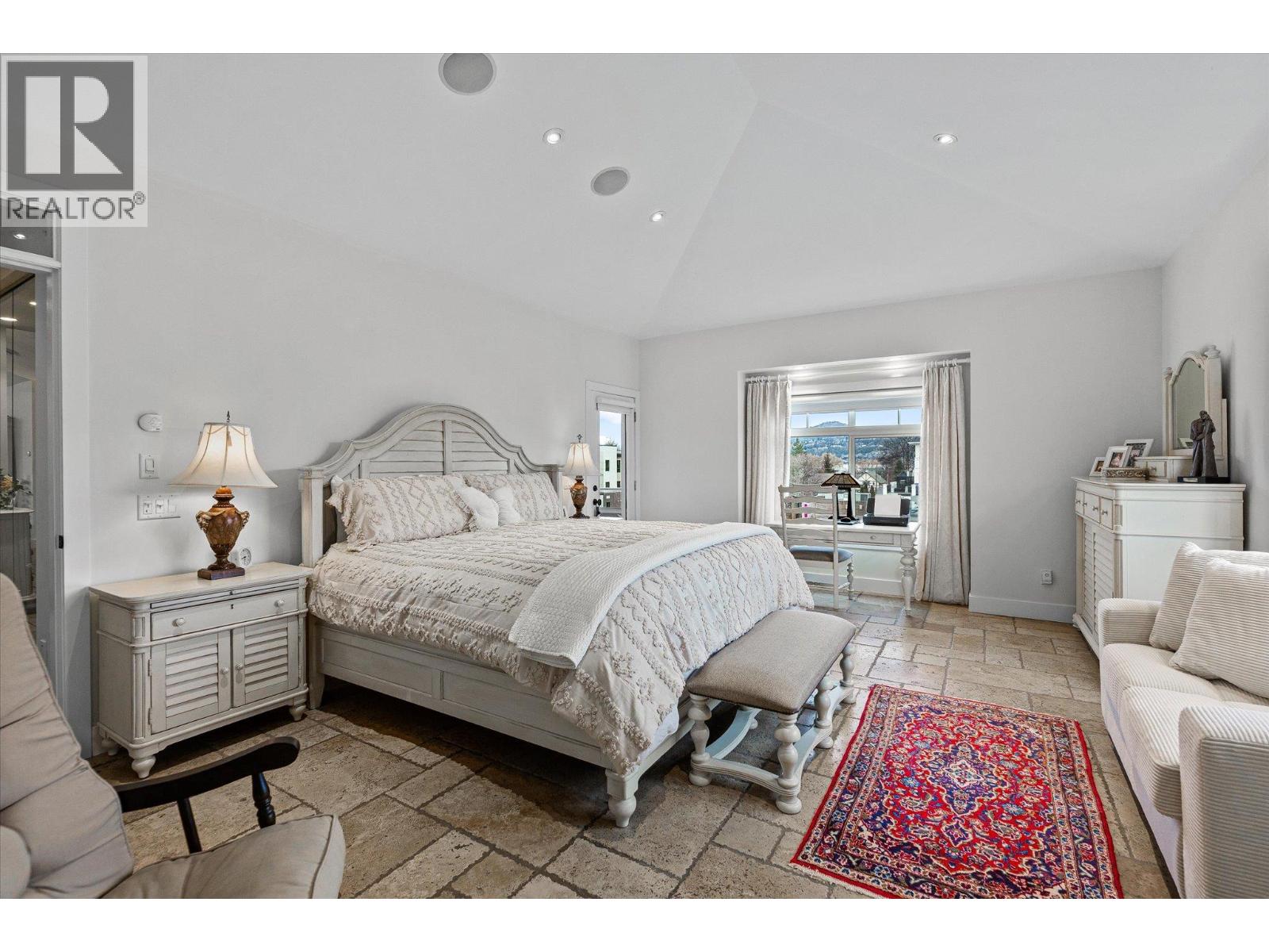 #401 538 McKay Avenue - 16