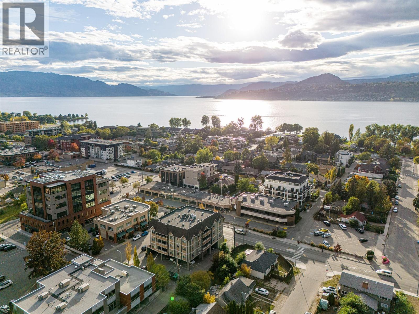 #401 538 McKay Avenue - 35