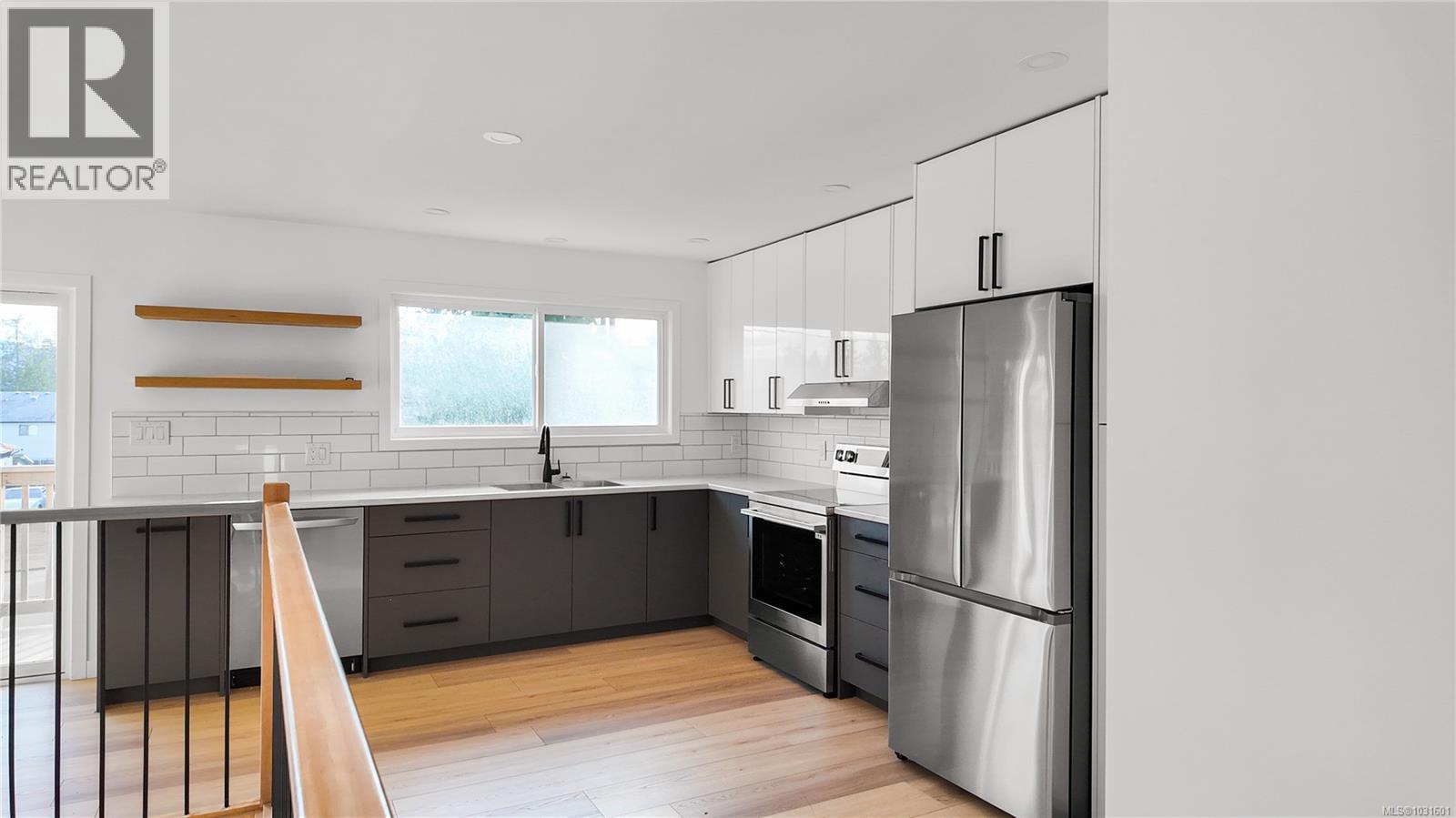 4644 Macintyre Ave, Courtenay