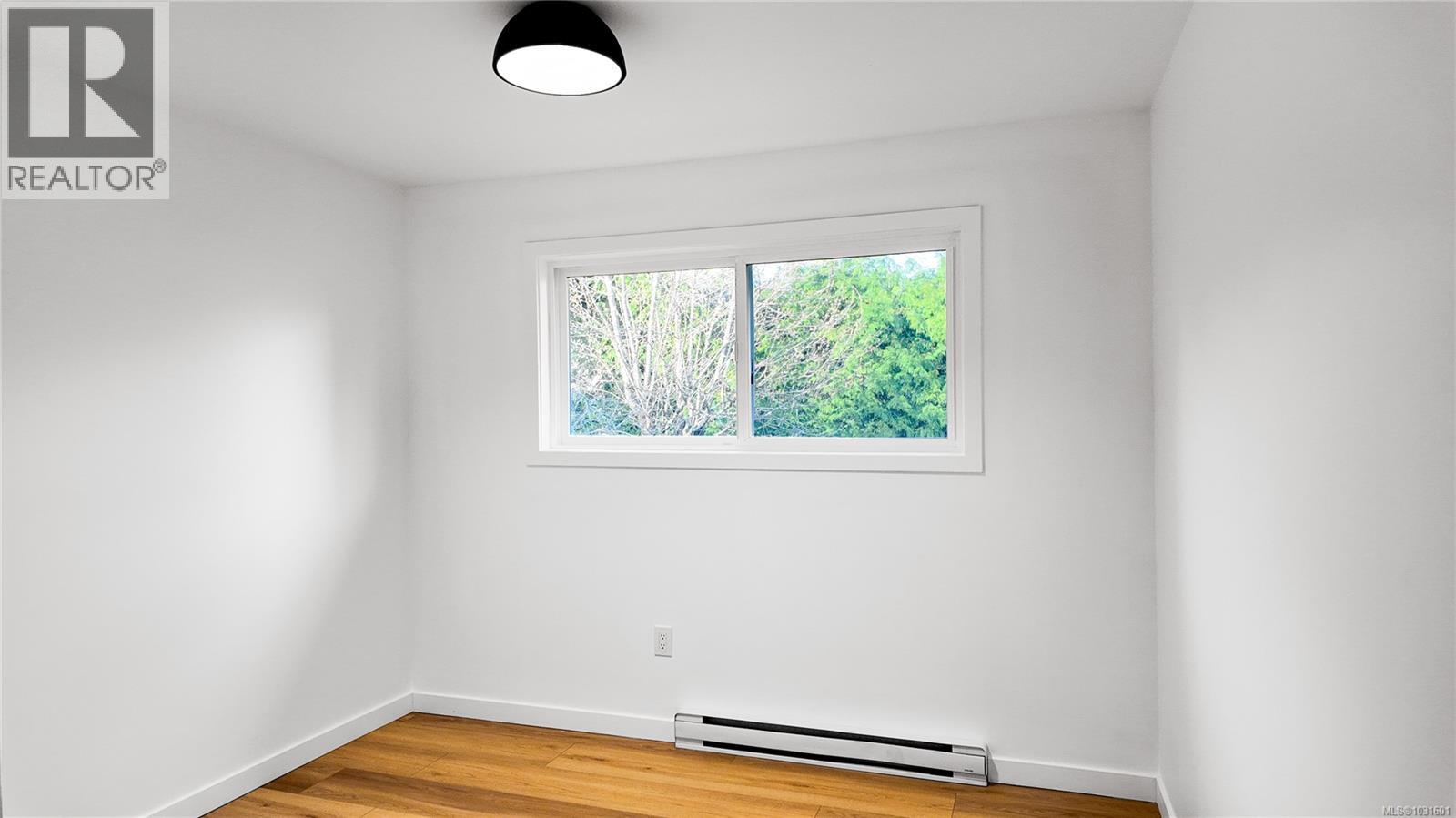 4644 Macintyre Ave, Courtenay