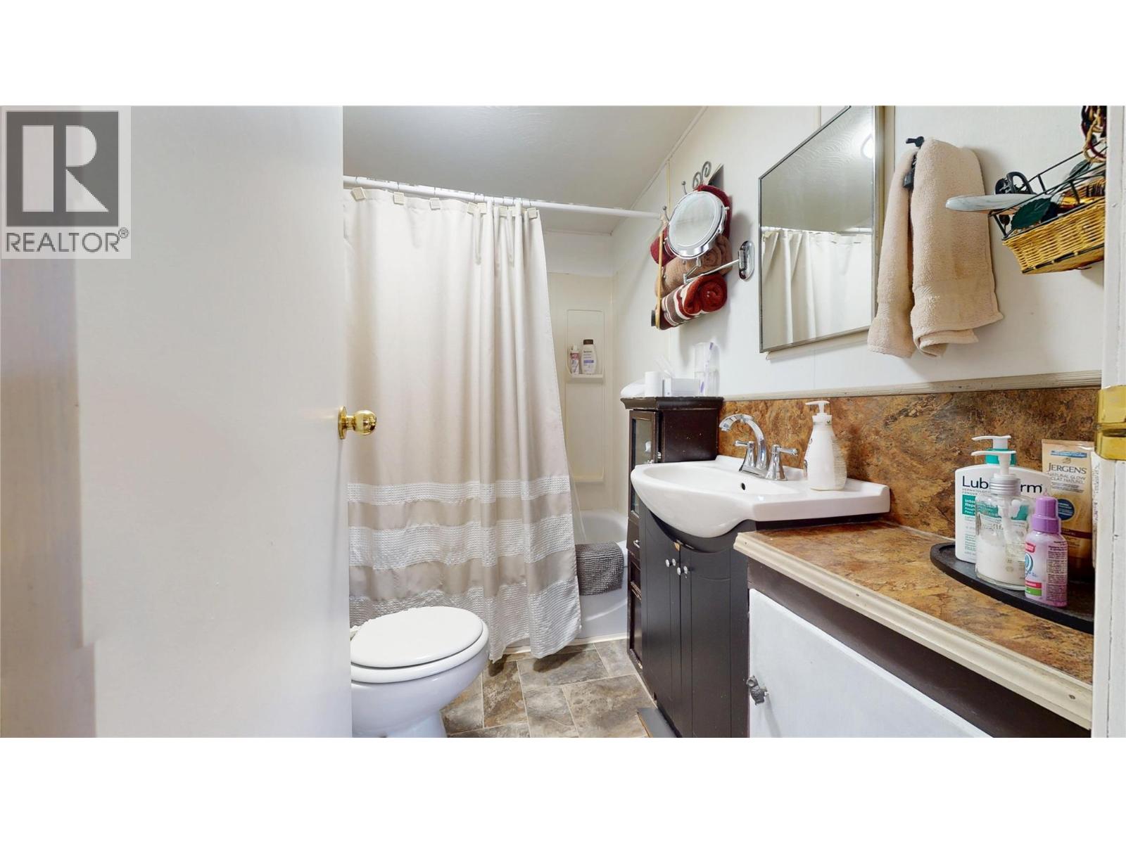 235 306TH AVENUE - 16