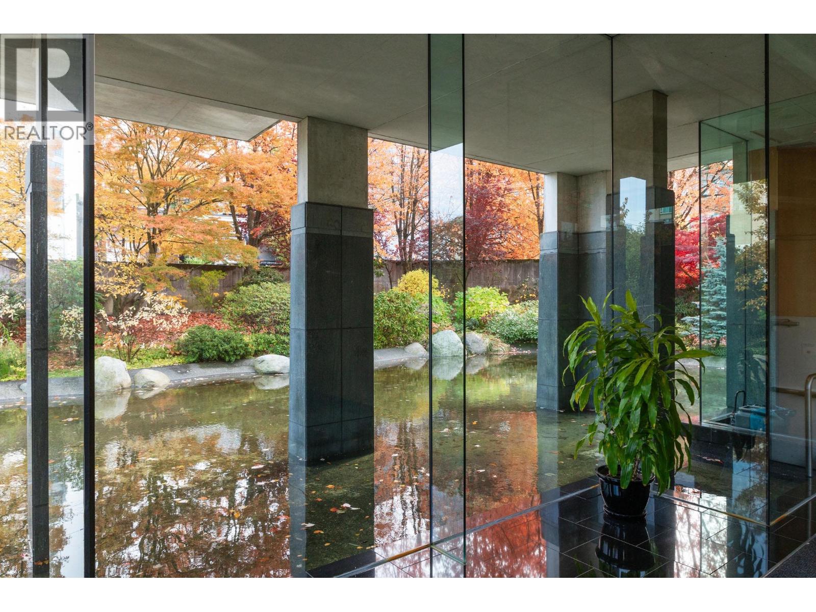 602 1550 W 15TH AVENUE, Vancouver