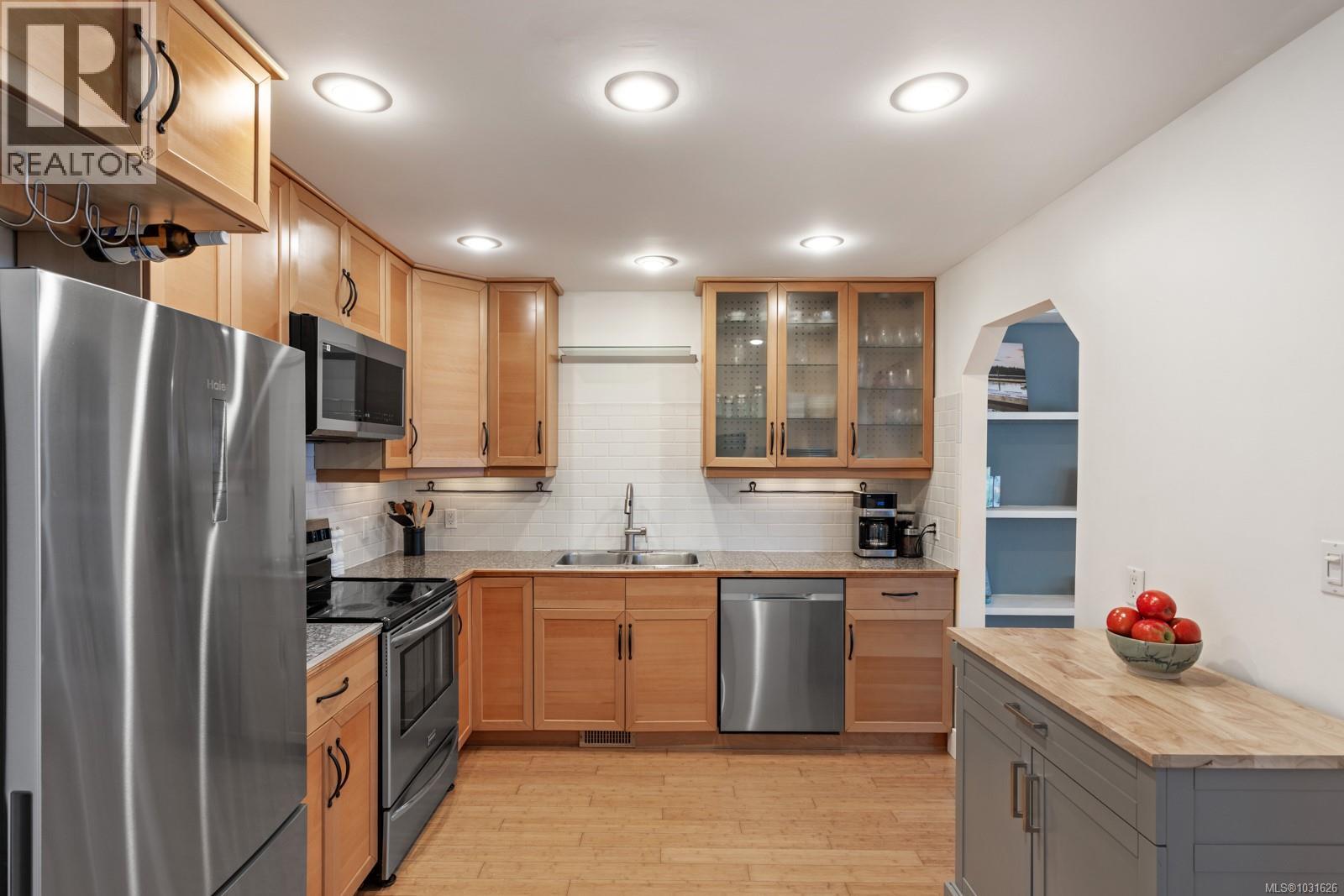 #B 1993 CHOQUETTE PL - 11