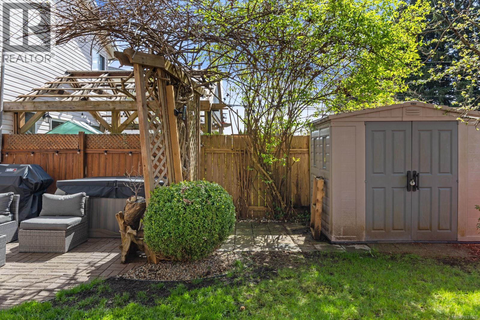 #B 1993 CHOQUETTE PL - 48