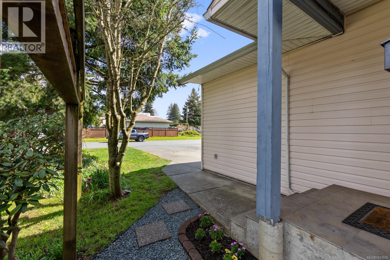 #B 1993 CHOQUETTE PL - 52