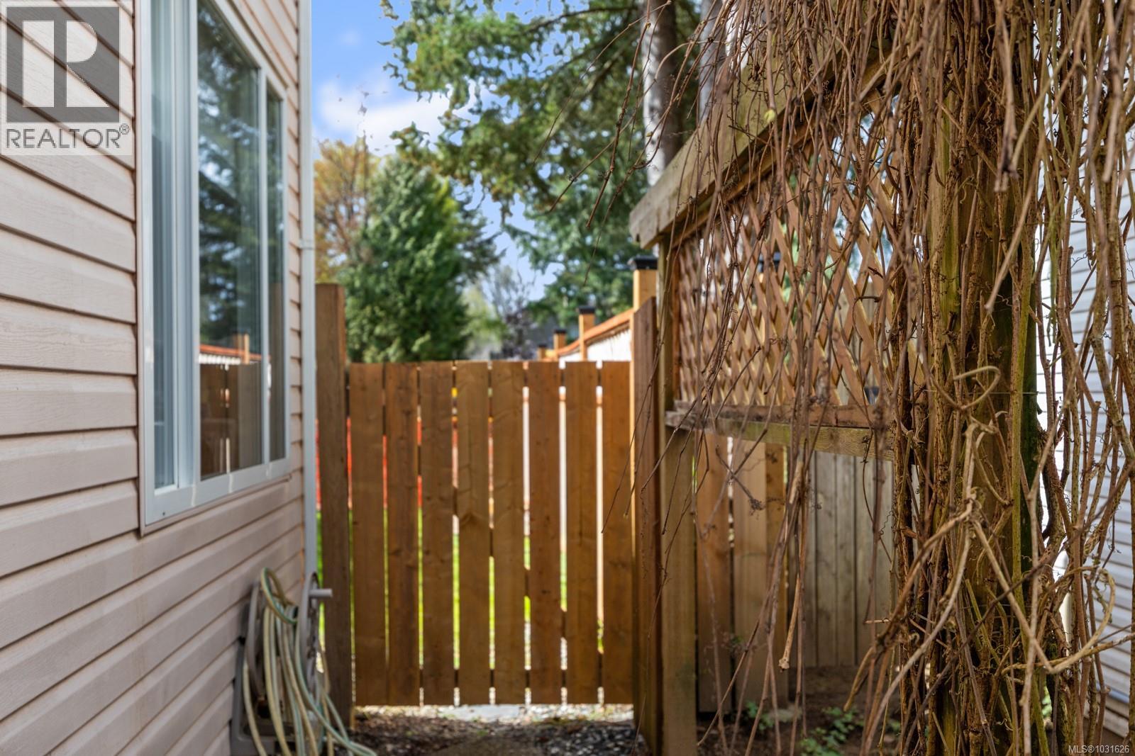 #B 1993 CHOQUETTE PL - 54