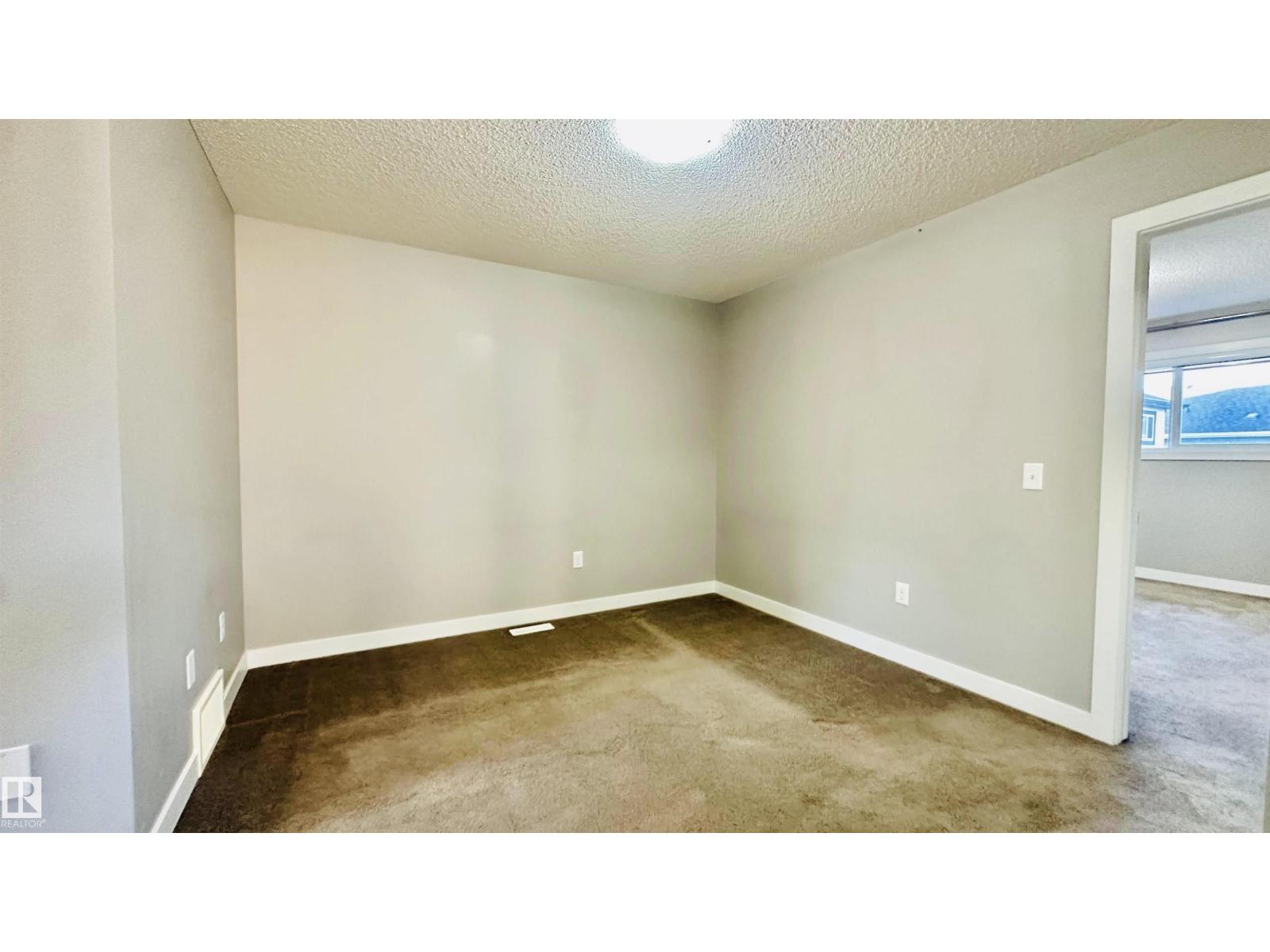 1105 33A ST NW - 20