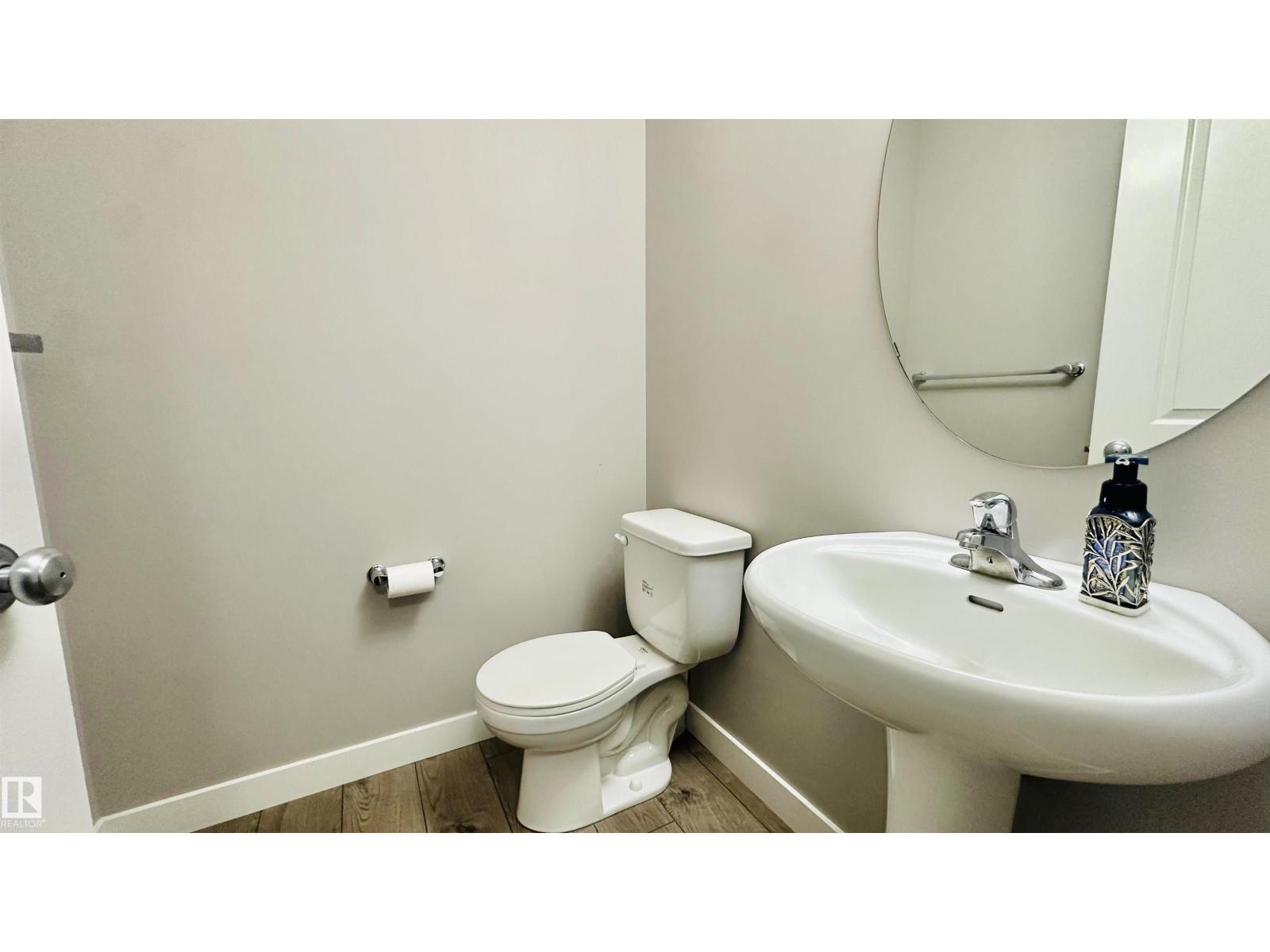1105 33A ST NW - 23