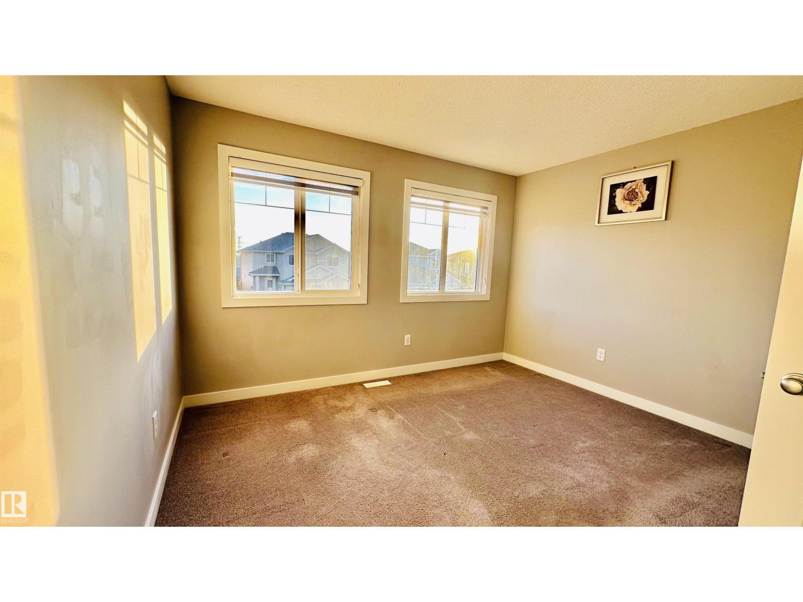 1105 33A ST NW - 26