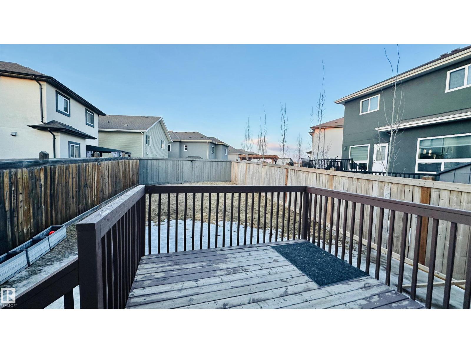 1105 33A ST NW - 31