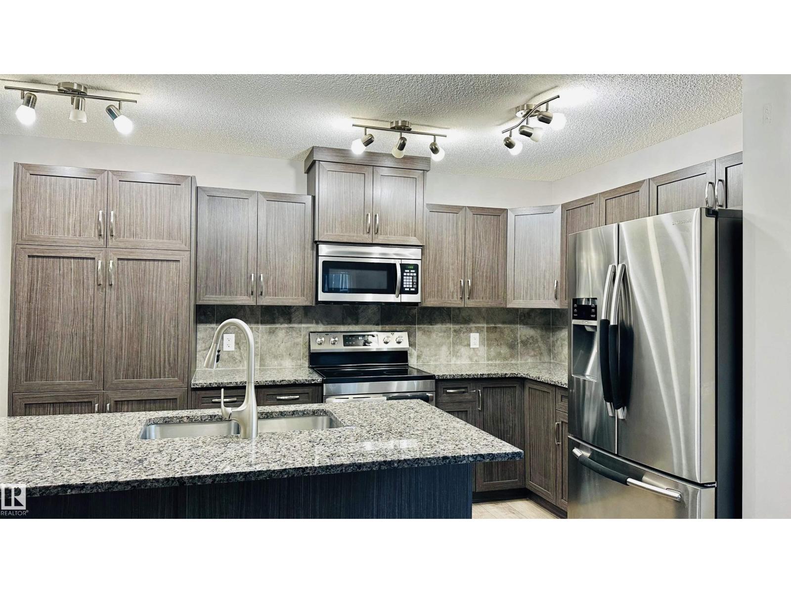 1105 33A ST NW - 5