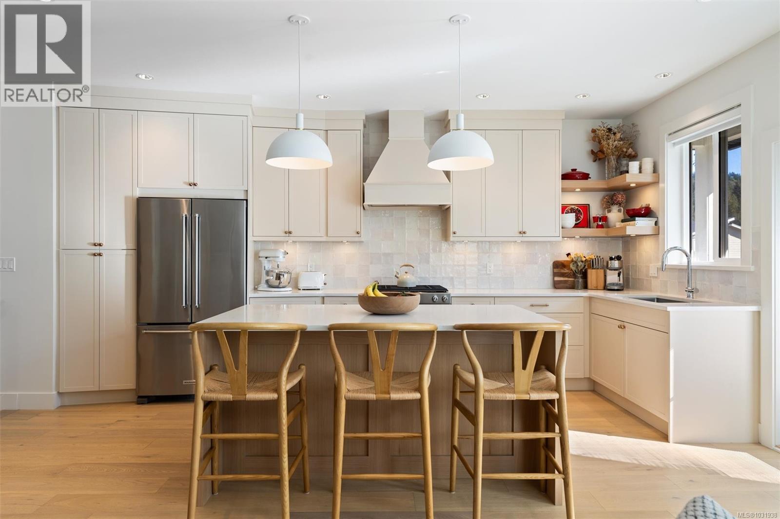 973 ISABELL AVE - Image 3