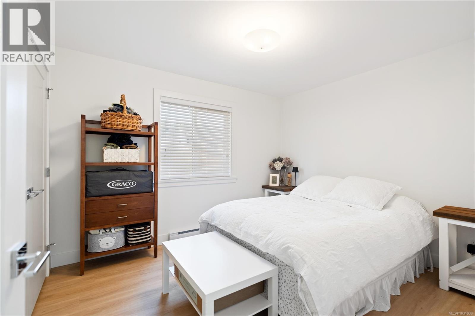 973 ISABELL AVE - 31