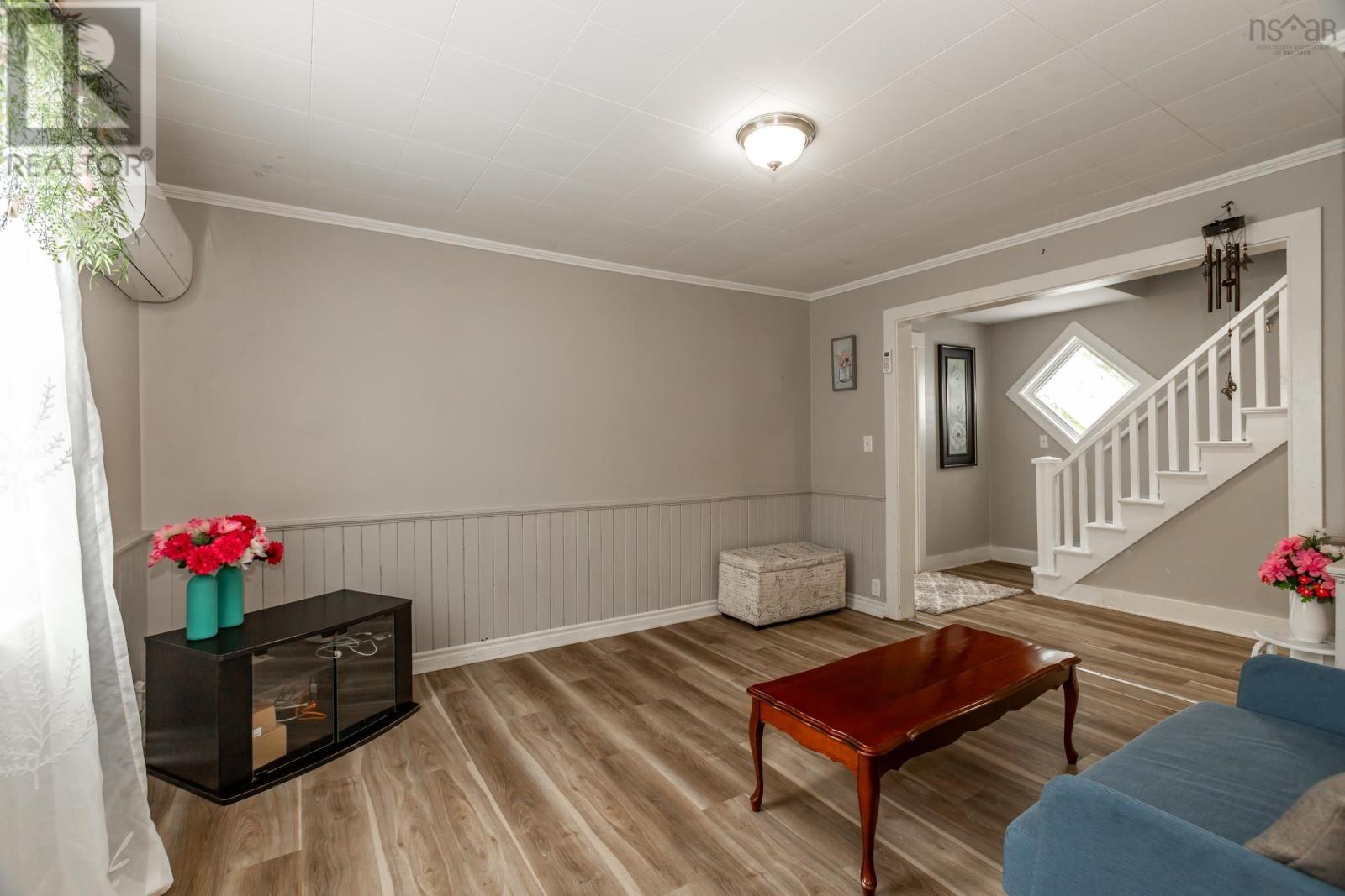 Property 34 of 36 of 635 Faculty Drive