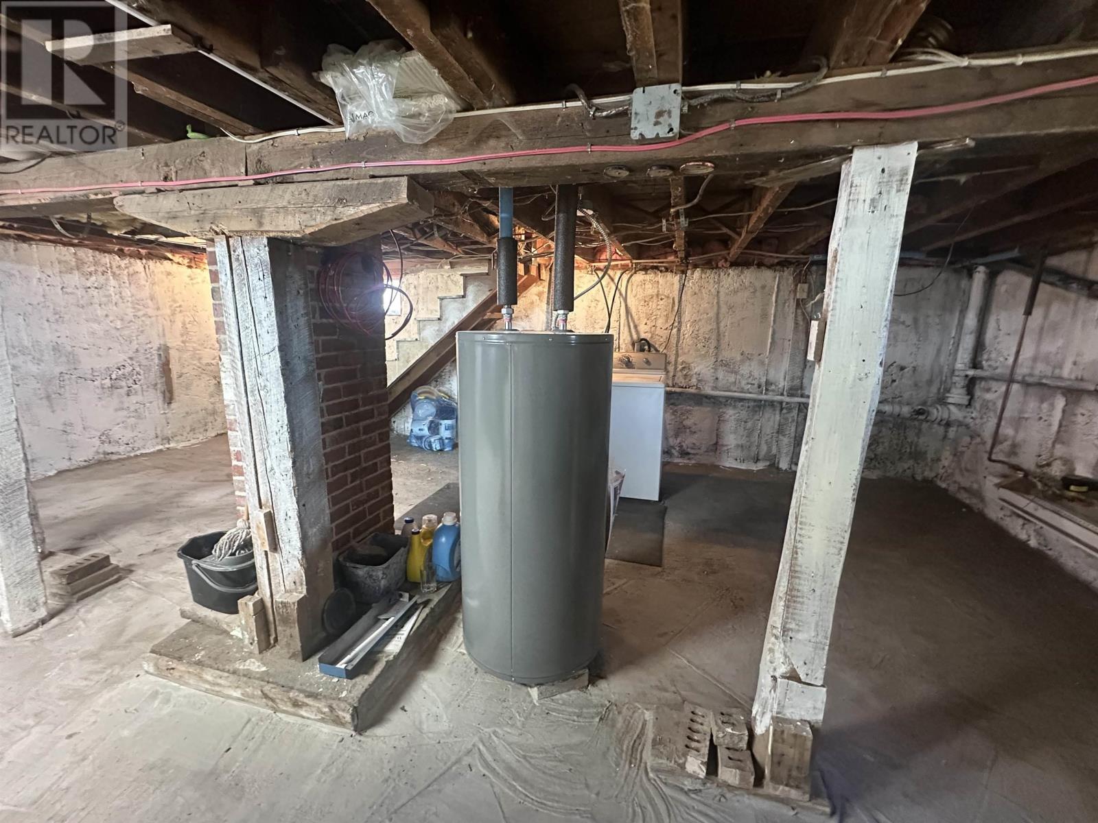 Property 29 of 36 of 635 Faculty Drive