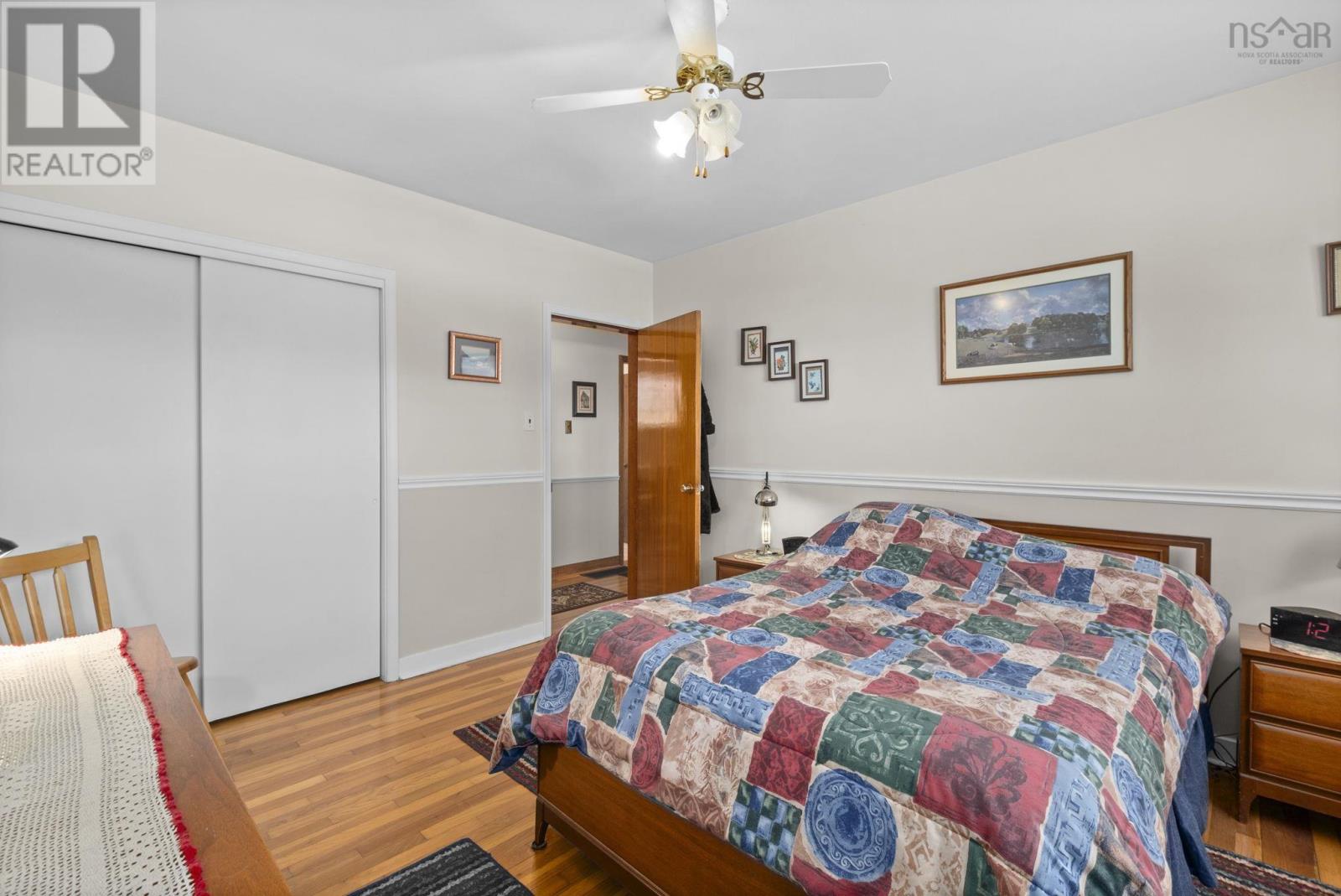 Property 21 of 52 of 16 Canary Crescent