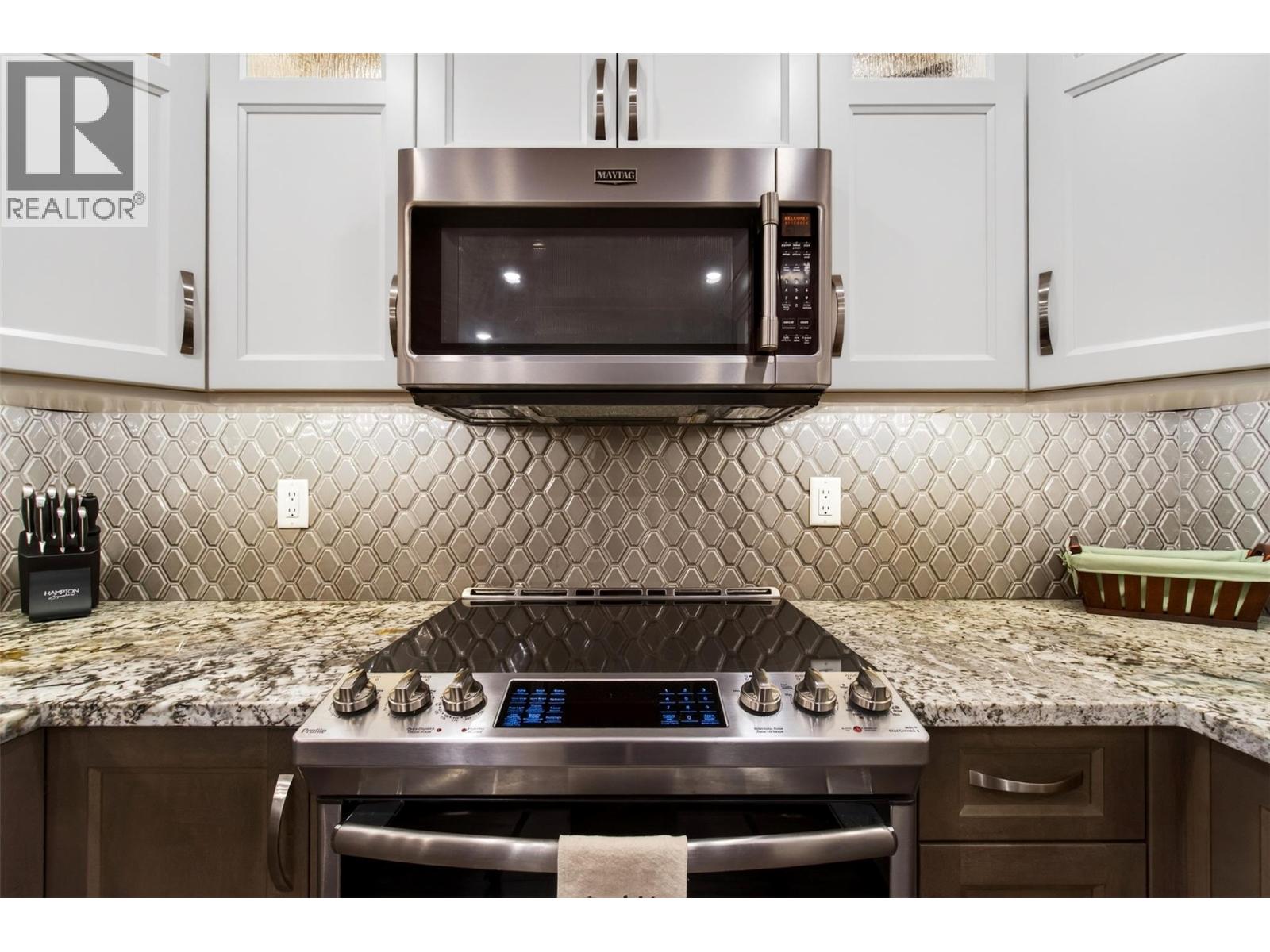 #8 100 ARCHIBALD STREET - 7