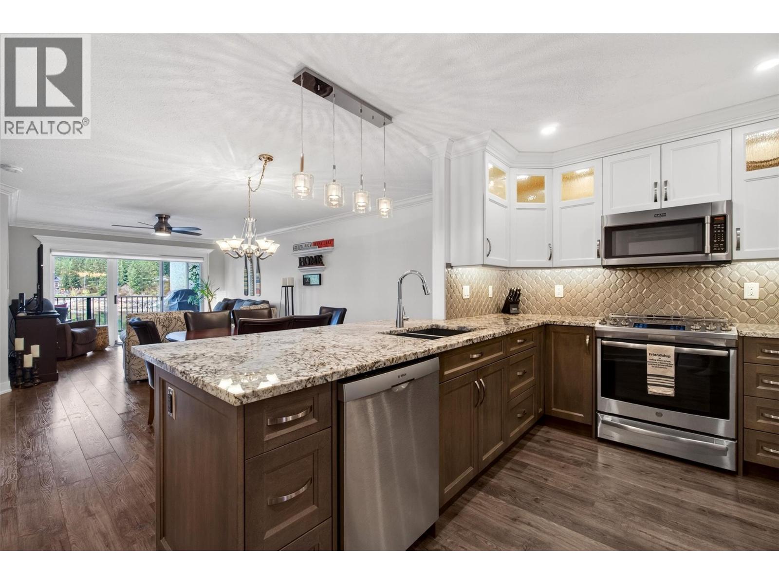 #8 100 ARCHIBALD STREET - 6