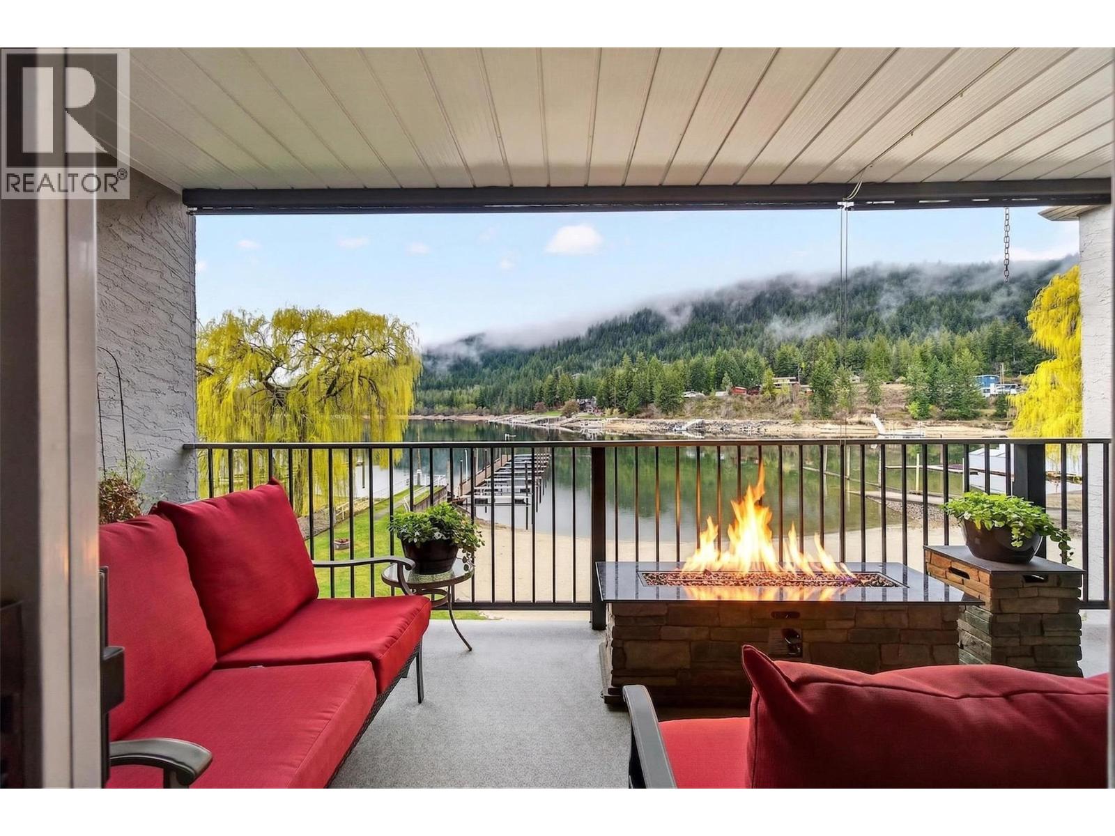 #8 100 ARCHIBALD STREET - 26