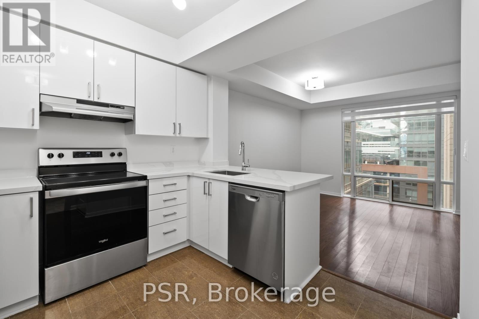 804 - 50 JOHN STREET