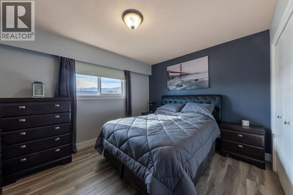 918 CRANBROOK PLACE - 13