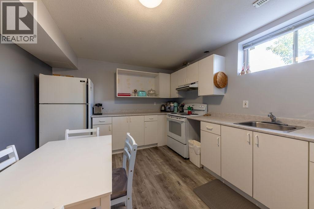 918 CRANBROOK PLACE - 16