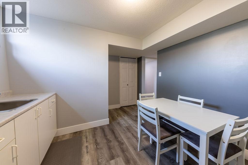 918 CRANBROOK PLACE - 17