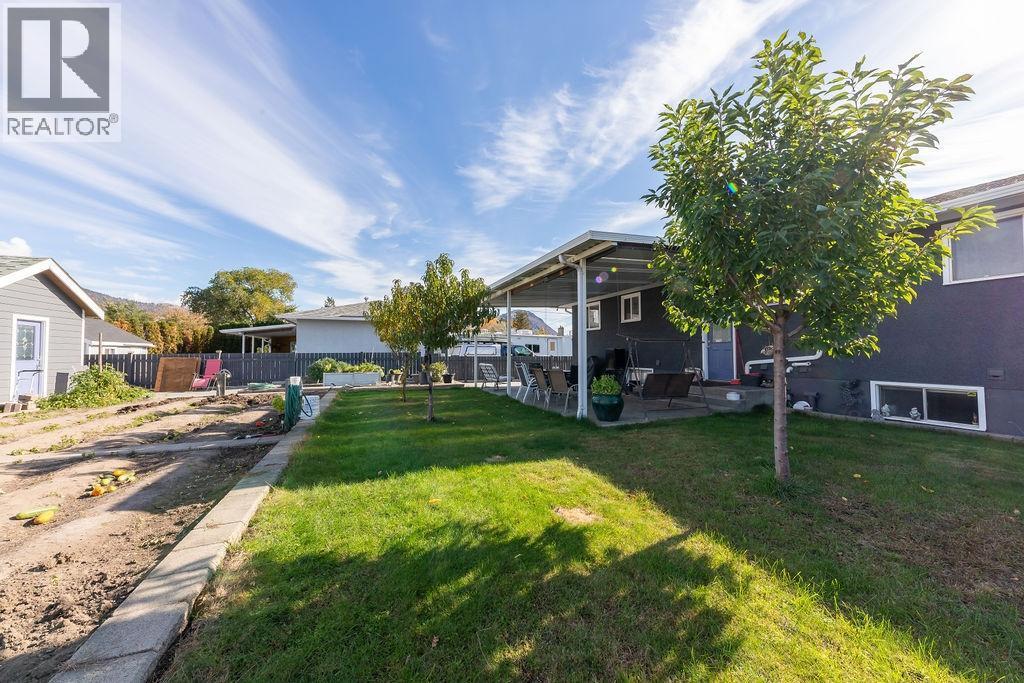 918 CRANBROOK PLACE - 27