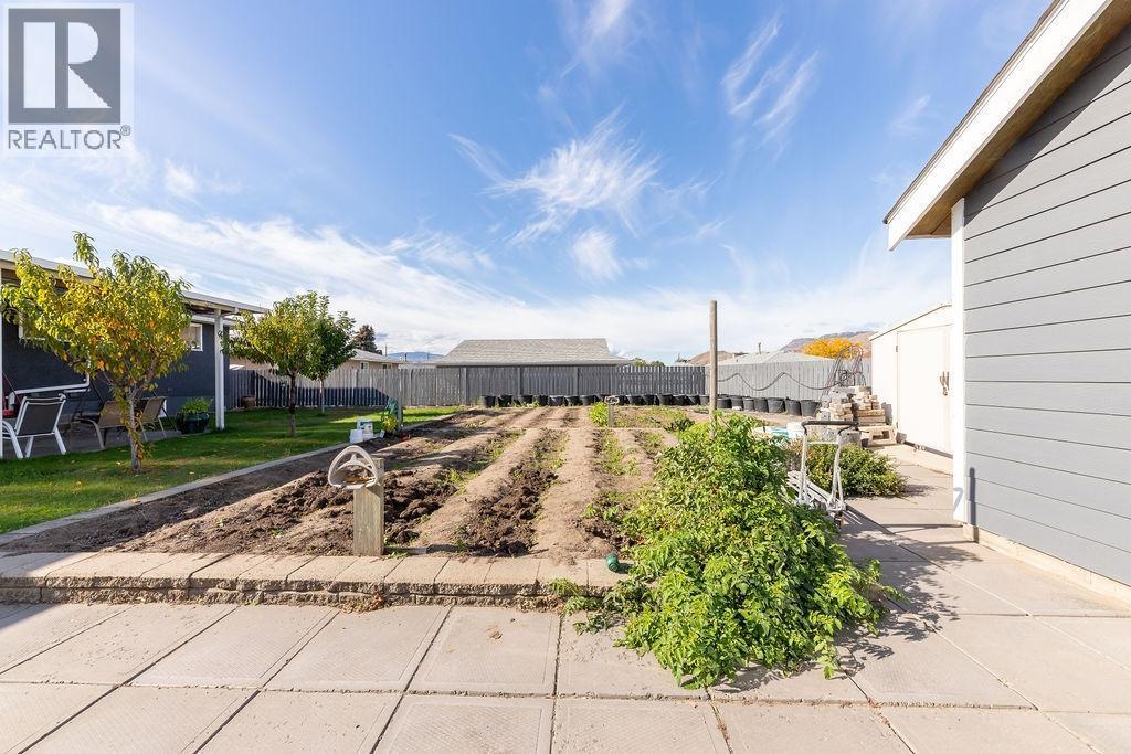 918 CRANBROOK PLACE - 29