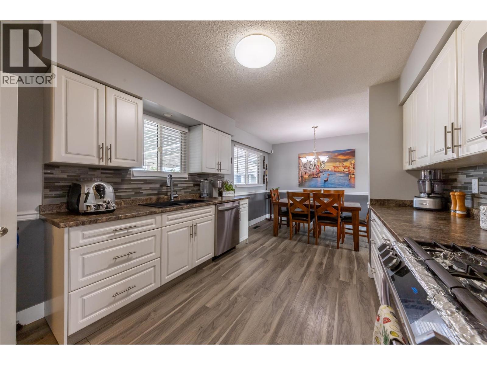 918 CRANBROOK PLACE - 7