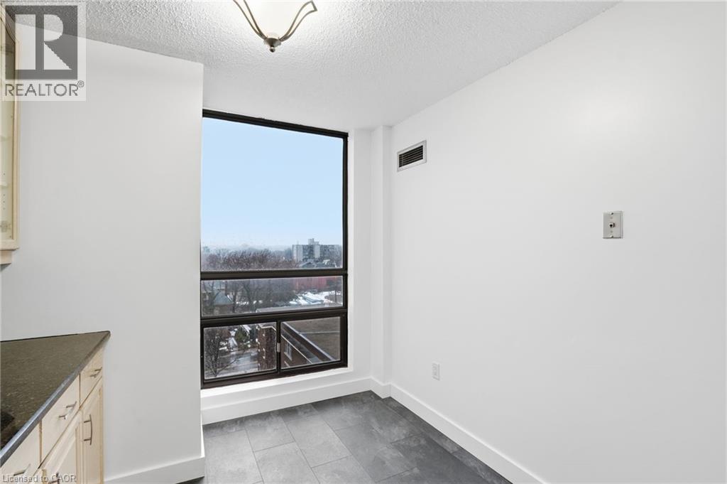 #606 222 JACKSON Street W Unit# 606 - 16