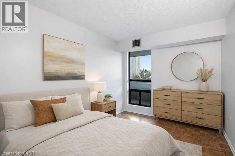 #606 222 JACKSON Street W Unit# 606 - 26