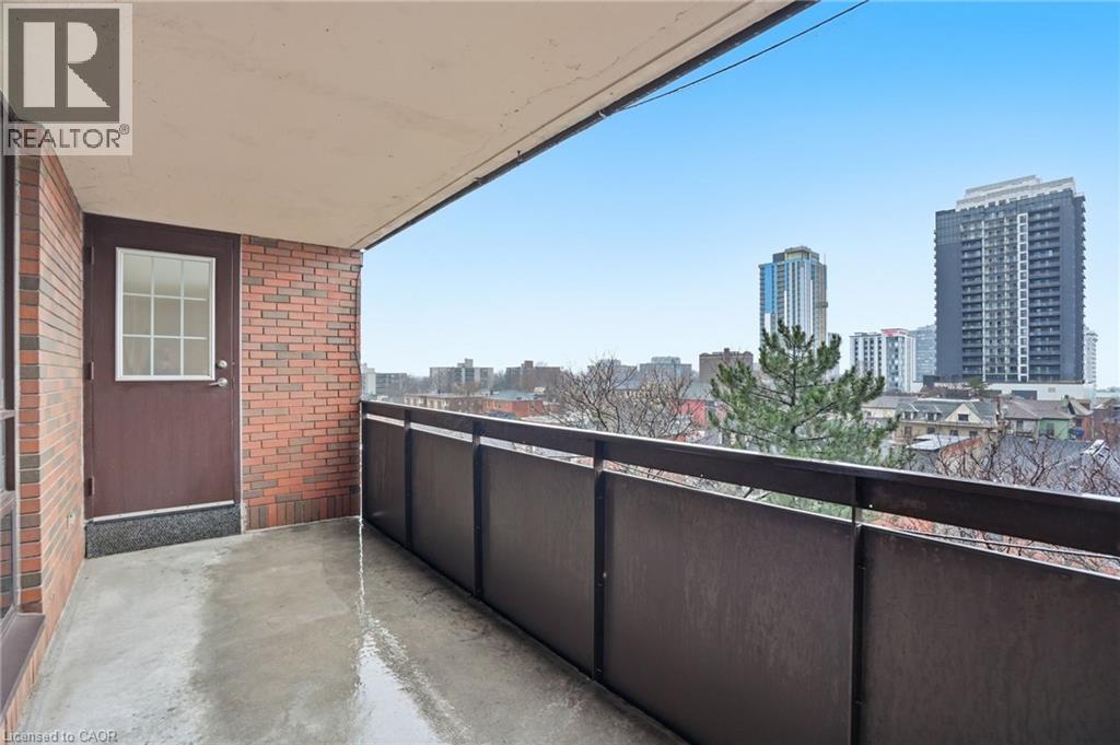 #606 222 JACKSON Street W Unit# 606 - 34