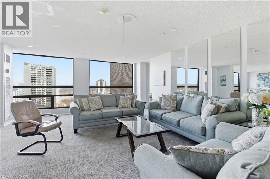 #606 222 JACKSON Street W Unit# 606 - 37