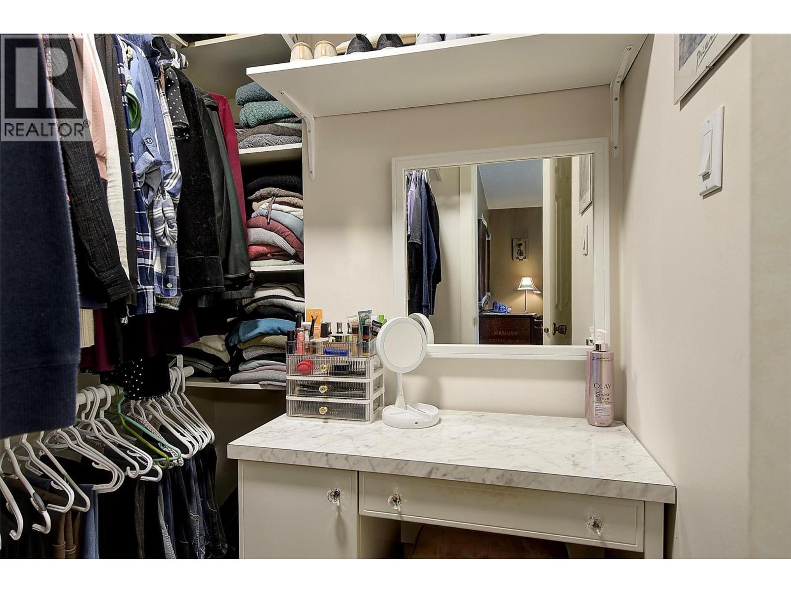 2640 Gordon Drive, Kelowna