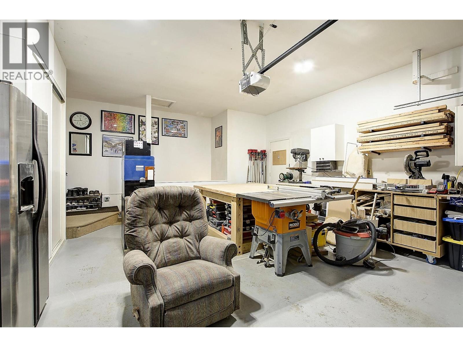 2640 Gordon Drive, Kelowna