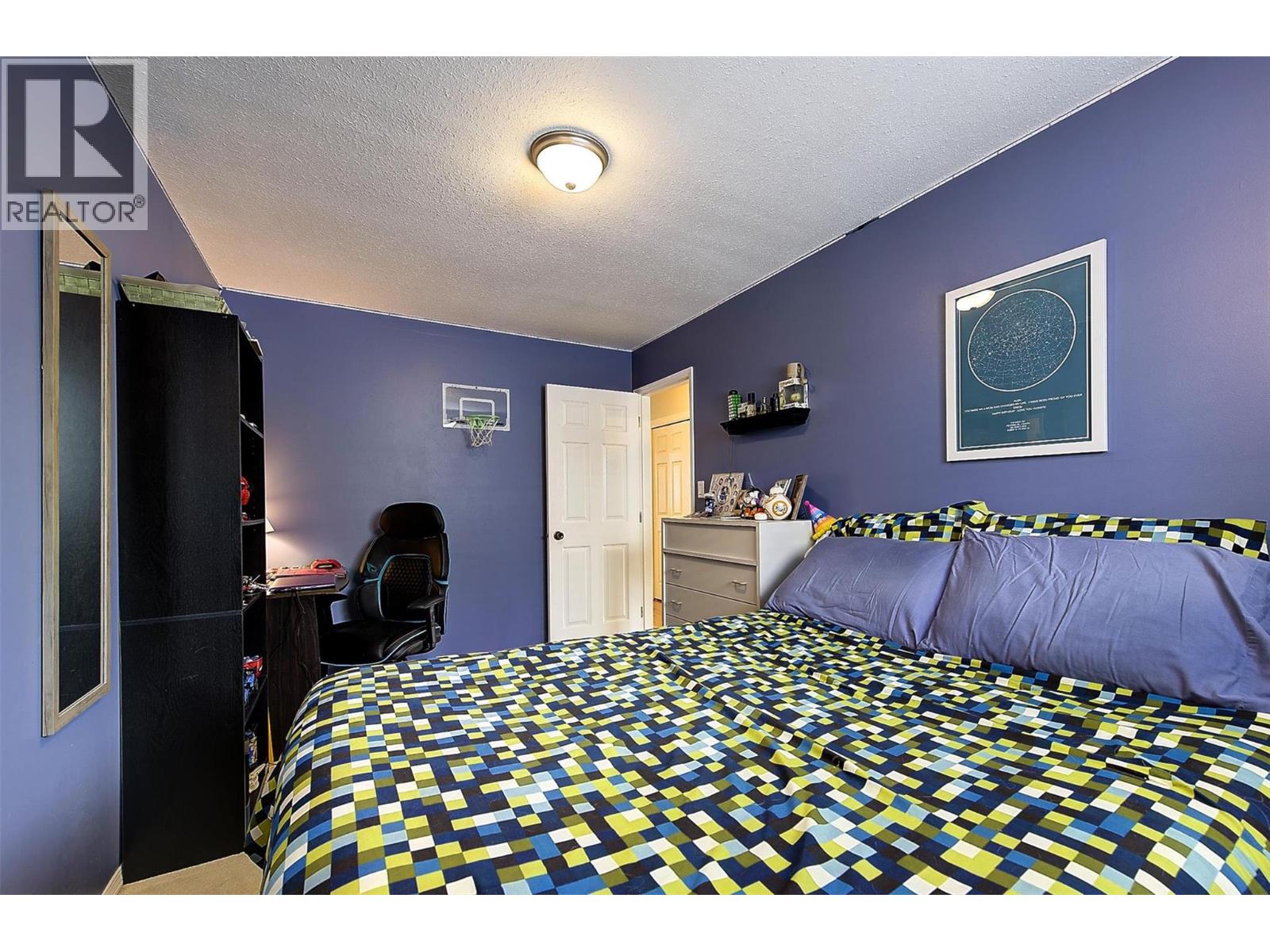 2640 Gordon Drive, Kelowna