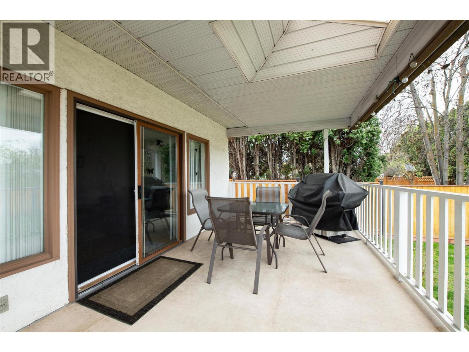 2640 Gordon Drive, Kelowna